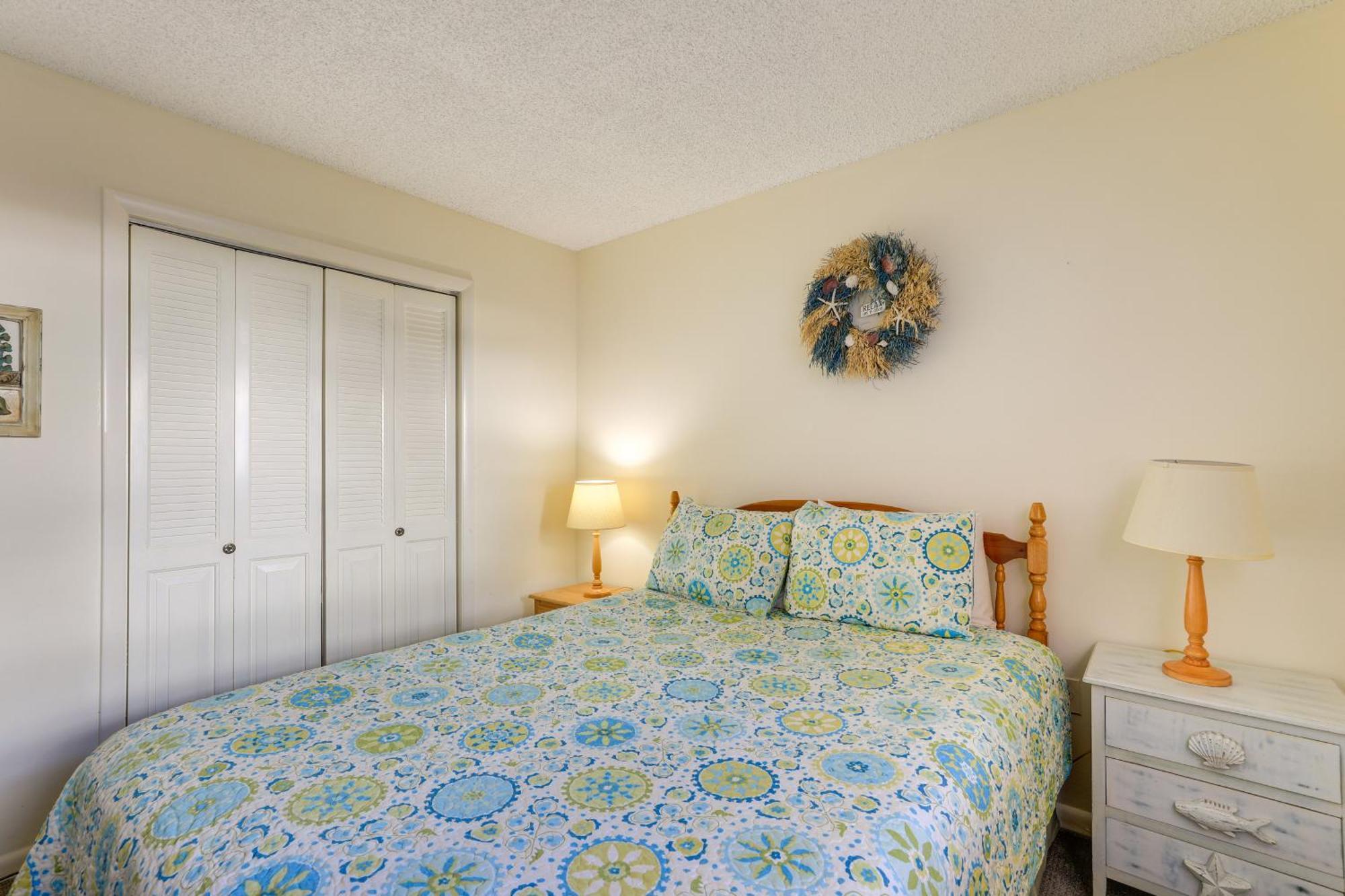 Central Cocoa Beach Condo With View, Steps To Beach! Luaran gambar