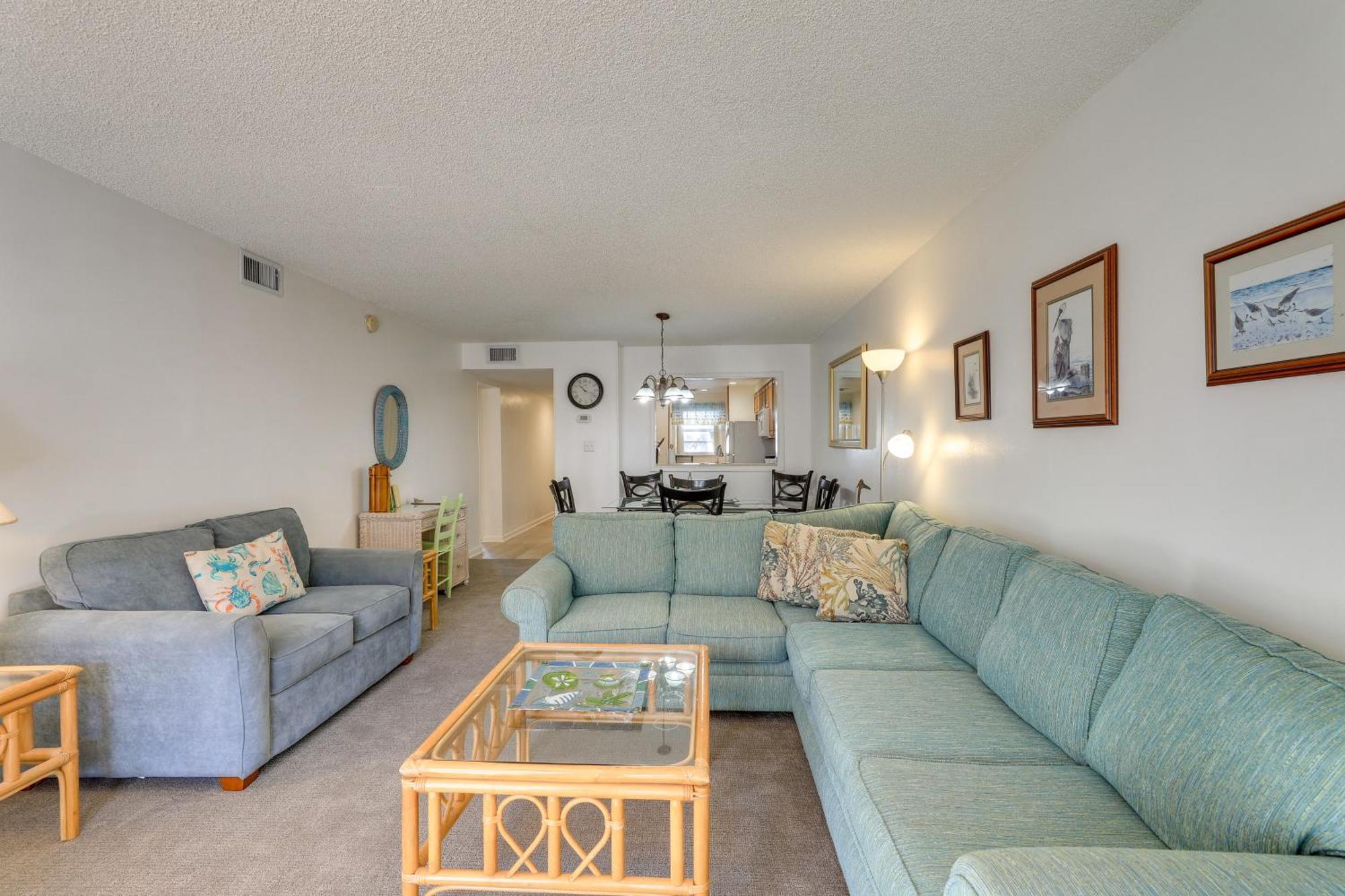 Central Cocoa Beach Condo With View, Steps To Beach! Luaran gambar