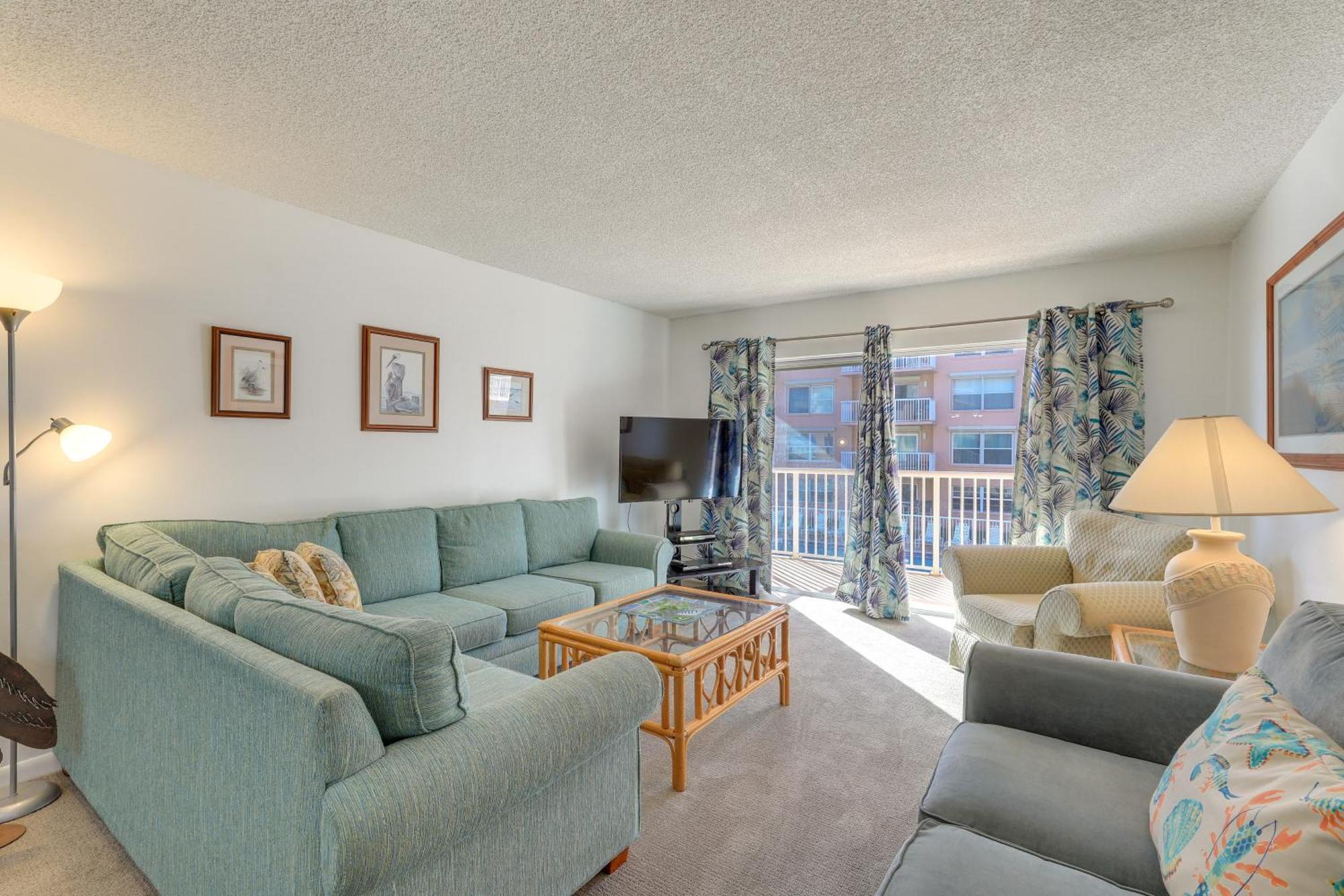 Central Cocoa Beach Condo With View, Steps To Beach! Luaran gambar